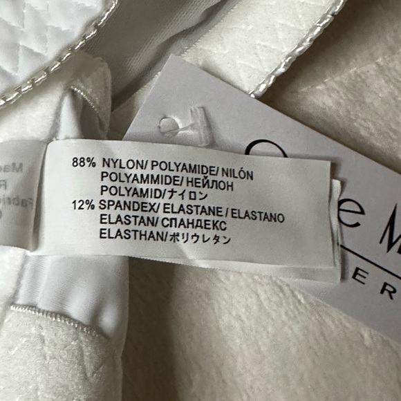 New Curve Muse Lingerie White Wireless Bra w/Embroidered Lace Plus Size 40DDD - Picture 6 of 8